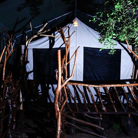 Yala Wild Corridor Camp Hotel ทิซซามาฮารามา ภายนอก รูปภาพ